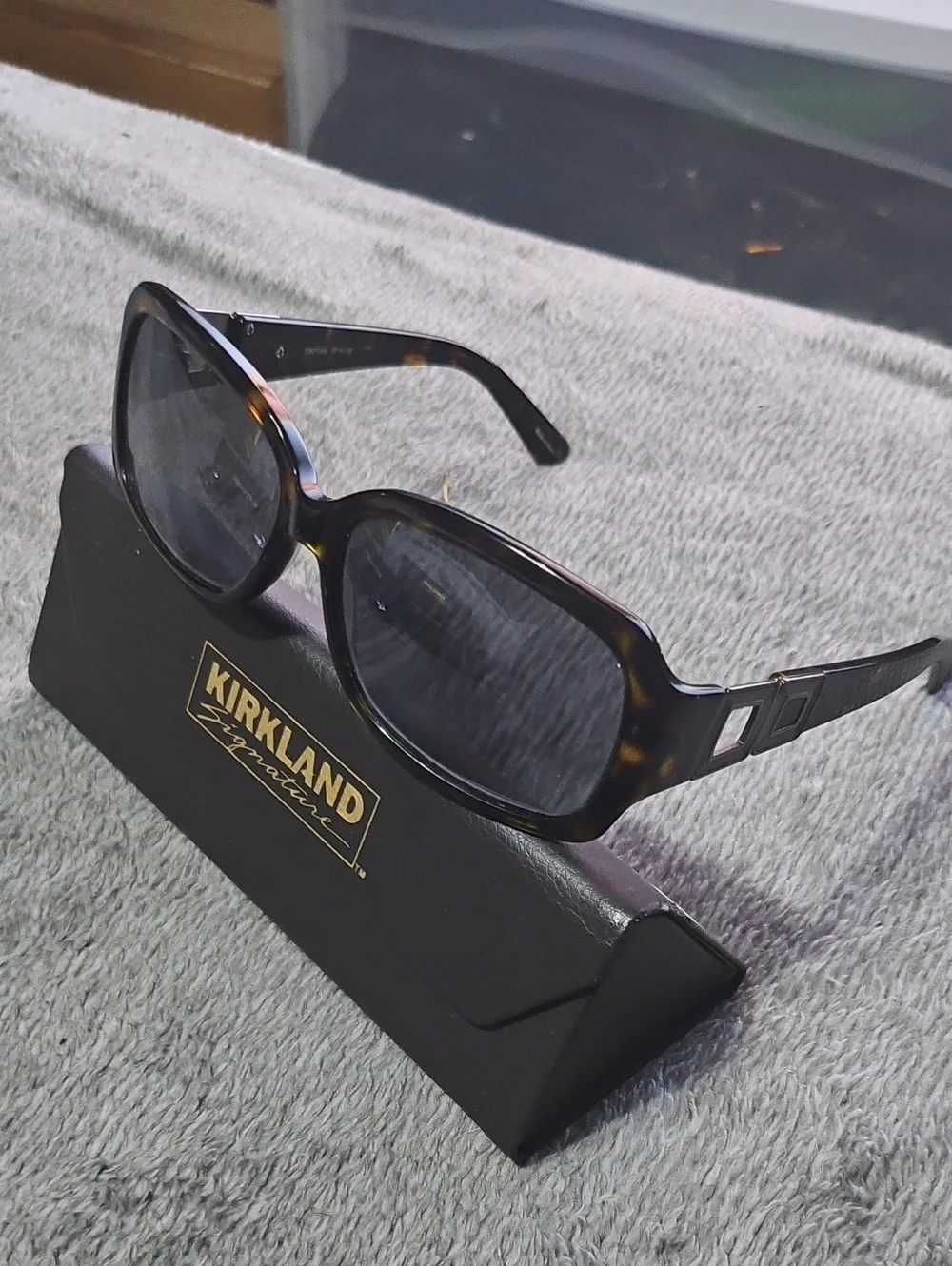 Kirkland Signature Womens Designer Sunglasses New With Case